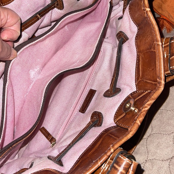 DOONEY & BOURKEClean inside - Picture 10 of 12